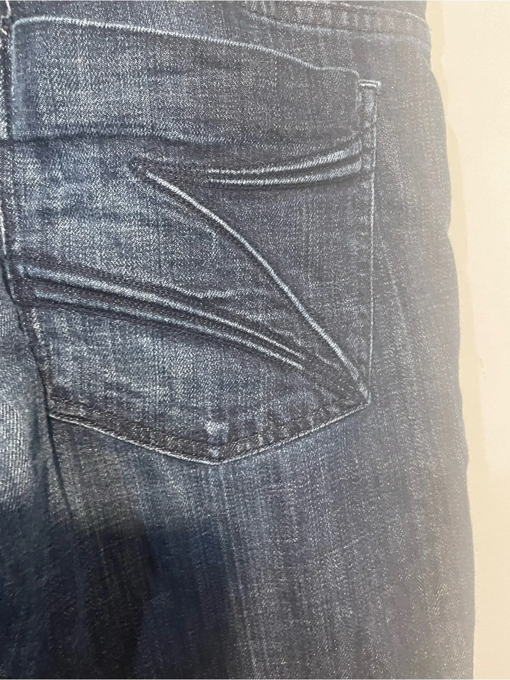 Dylan George Dark Wash Ring Spun Denim Bermuda / Long Cuffed Jean Shorts Sz 31